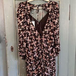 Astr the label NWT ASTR THE LABEL: EMMALINE FLORAL PUFF SLEEVE CUTOUT MIDI DRESS